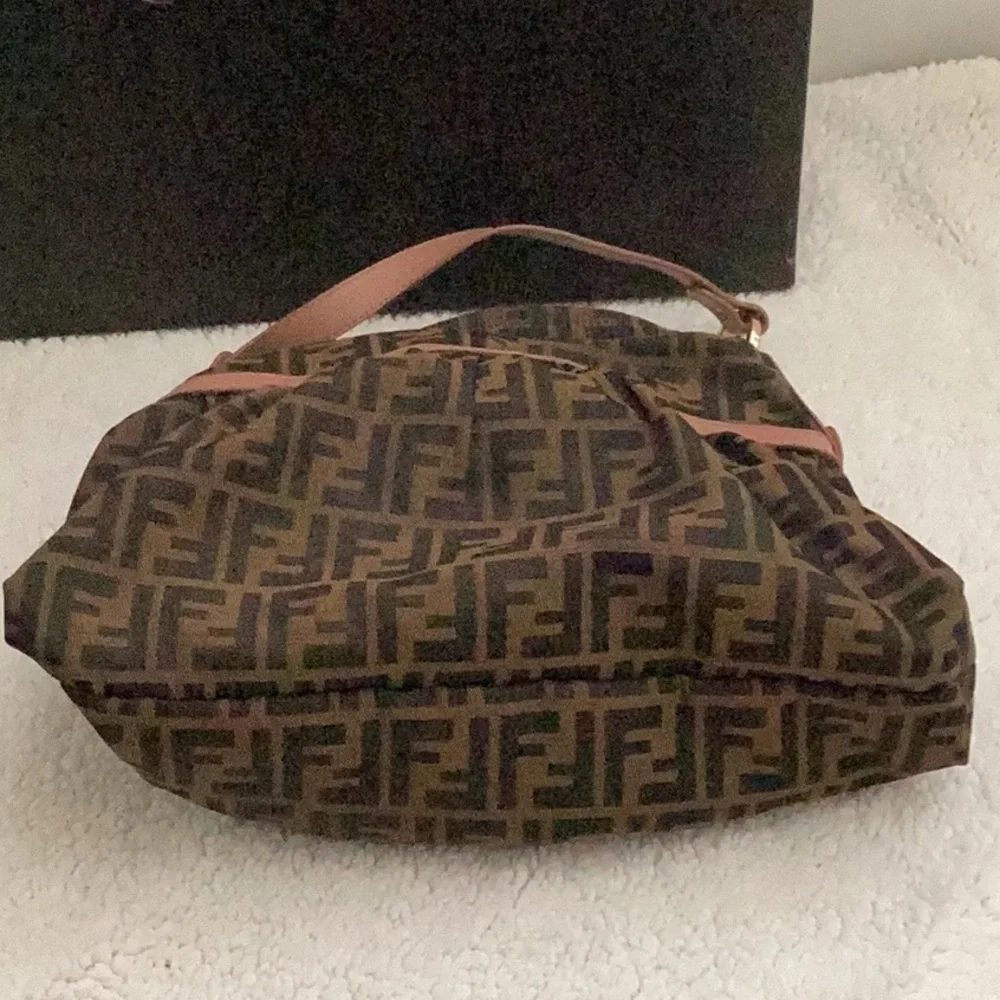 Authentic Vintage Fendi Zucca Chef shoulder bag 🤎🖤 - Picture 10 of 12